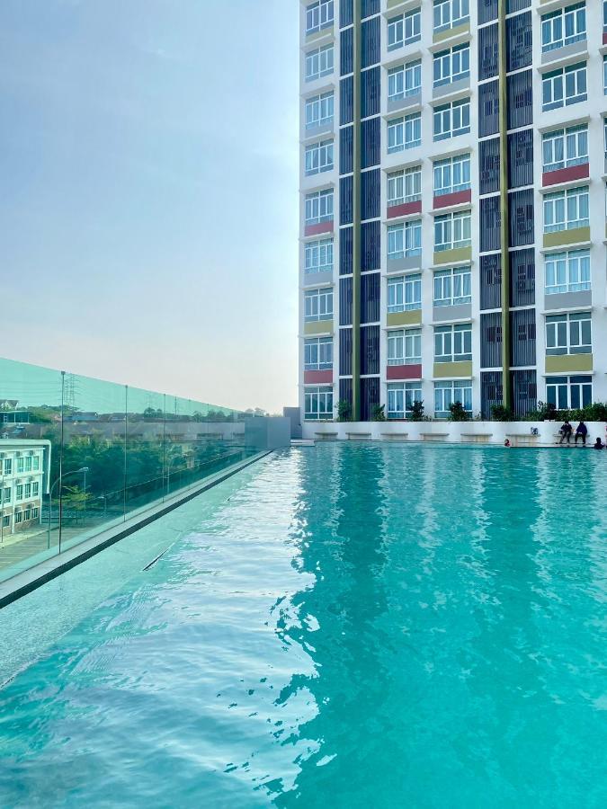 Apartment D'suites Mahkota Valley *